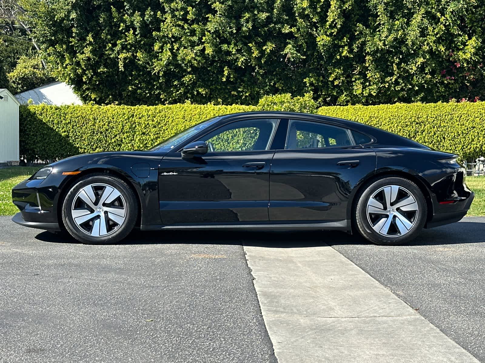 New 2026 Porsche Taycan AWD/4WD image 2