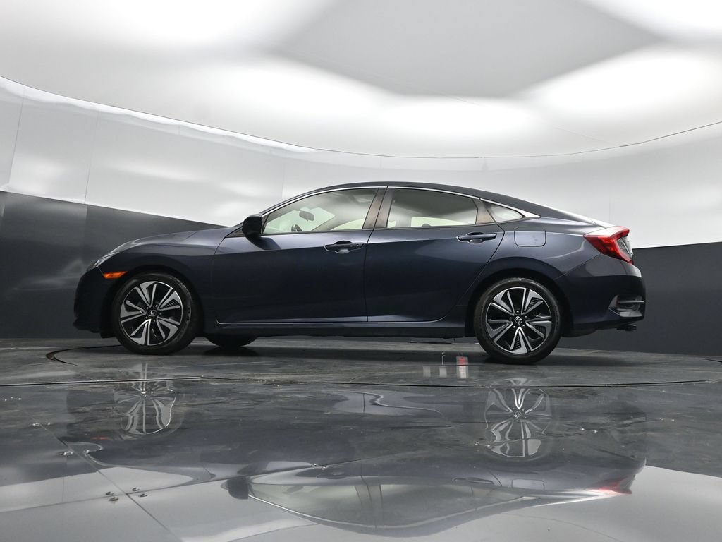 Used 2018 Honda Civic EX-T image 6