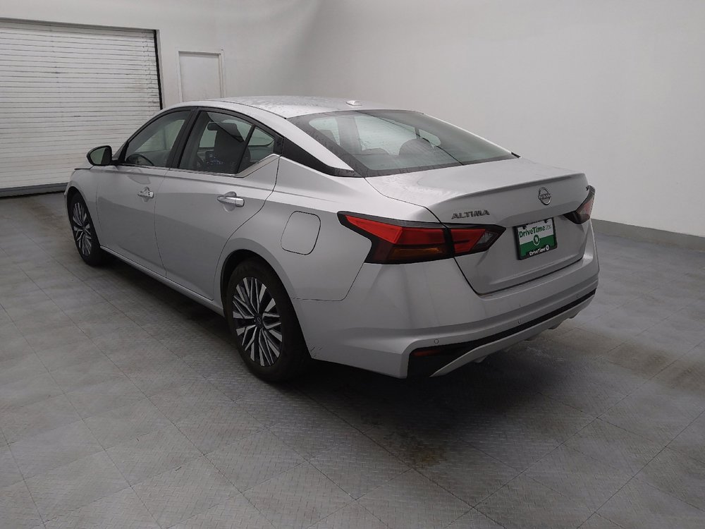 Used 2024 Nissan Altima 2.5 SV image 5