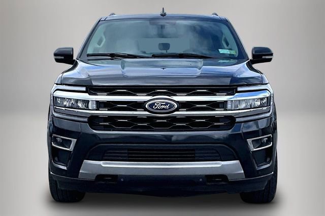 Used 2022 Ford Expedition Limited AWD/4WD image 3