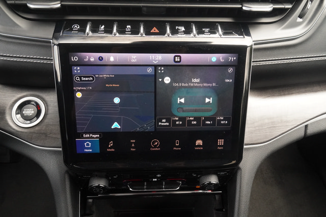 Used 2021 Jeep Grand Cherokee L Limited RWD image 17