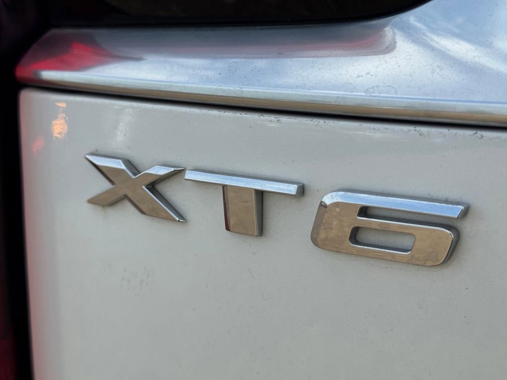 Used 2023 Cadillac XT6 Luxury FWD image 10