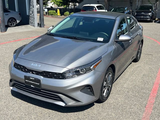 Certified 2024 Kia Forte LXS FWD image 3