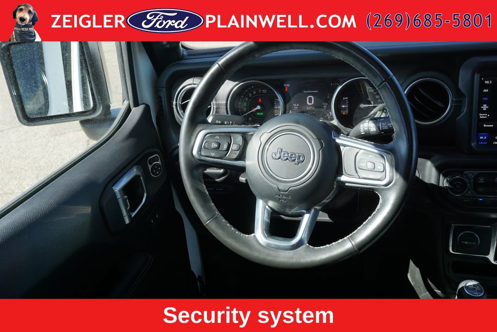 Used 2023 Jeep Wrangler Unlimited Sahara w/ Cold Weather Group AWD/4WD image 13