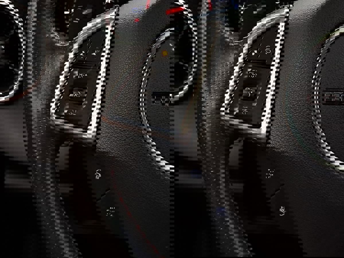 Used 2017 Chevrolet Camaro SS image 15