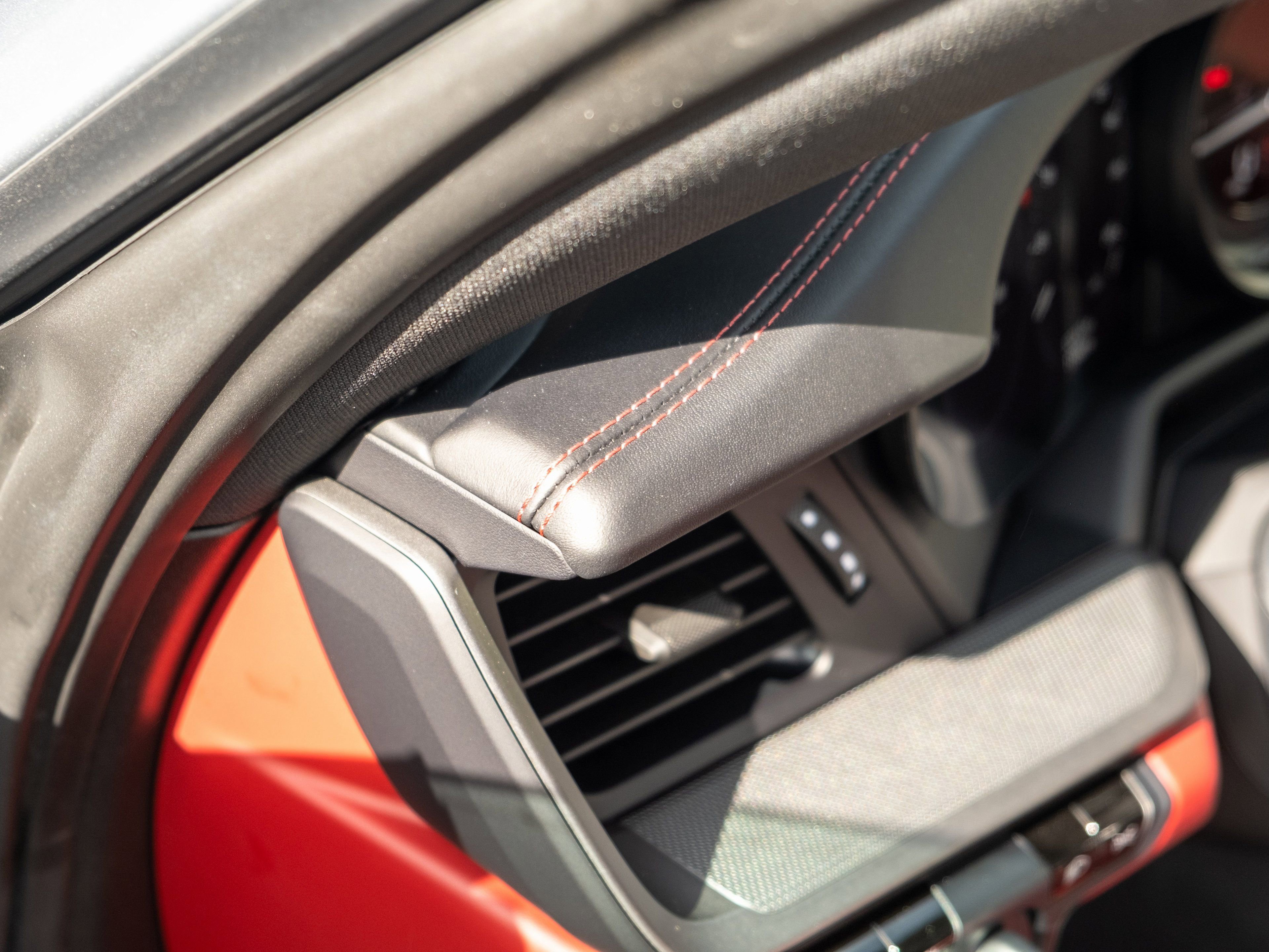 Certified 2020 Porsche 911 Carrera 4S AWD/4WD image 18