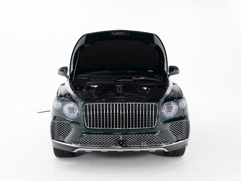 Certified 2025 Bentley Bentayga Extended Wheelbase image 48