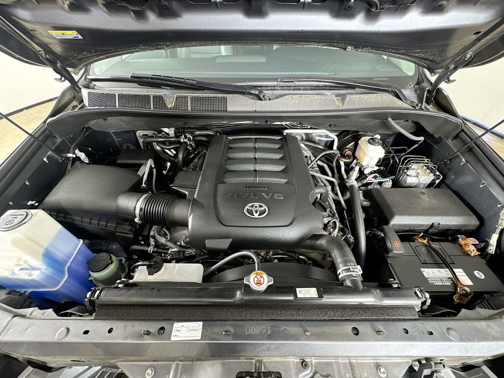 Used 2020 Toyota Sequoia Limited AWD/4WD image 25
