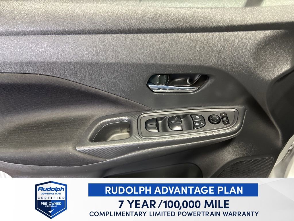 Used 2021 Nissan Versa SV image 18
