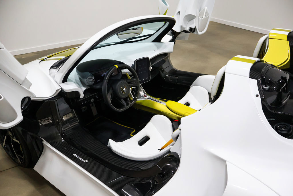 Used 2021 McLaren Elva RWD image 36