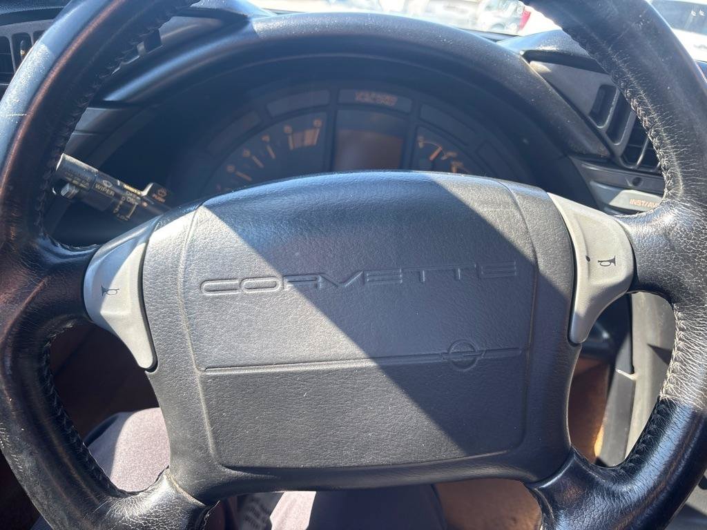 Used 1990 Chevrolet Corvette Convertible RWD image 23