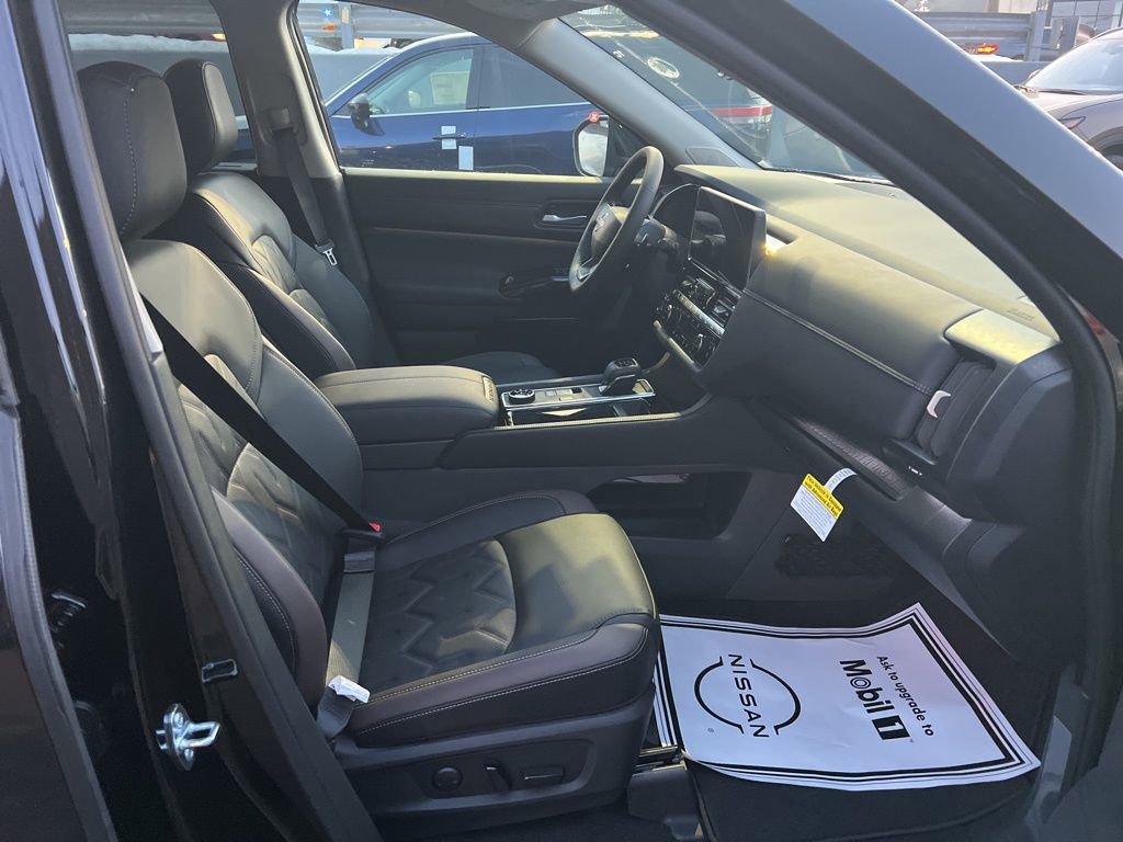 New 2026 Nissan Pathfinder Platinum image 45