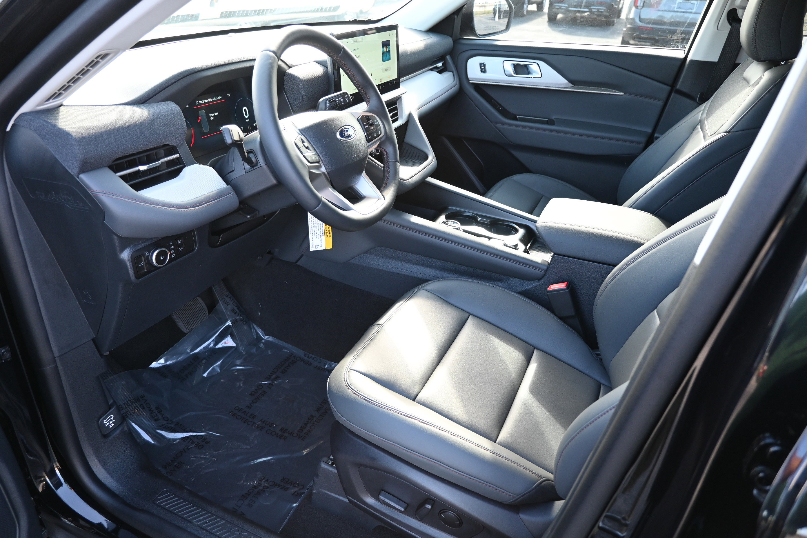 New 2026 Ford Explorer Active image 15