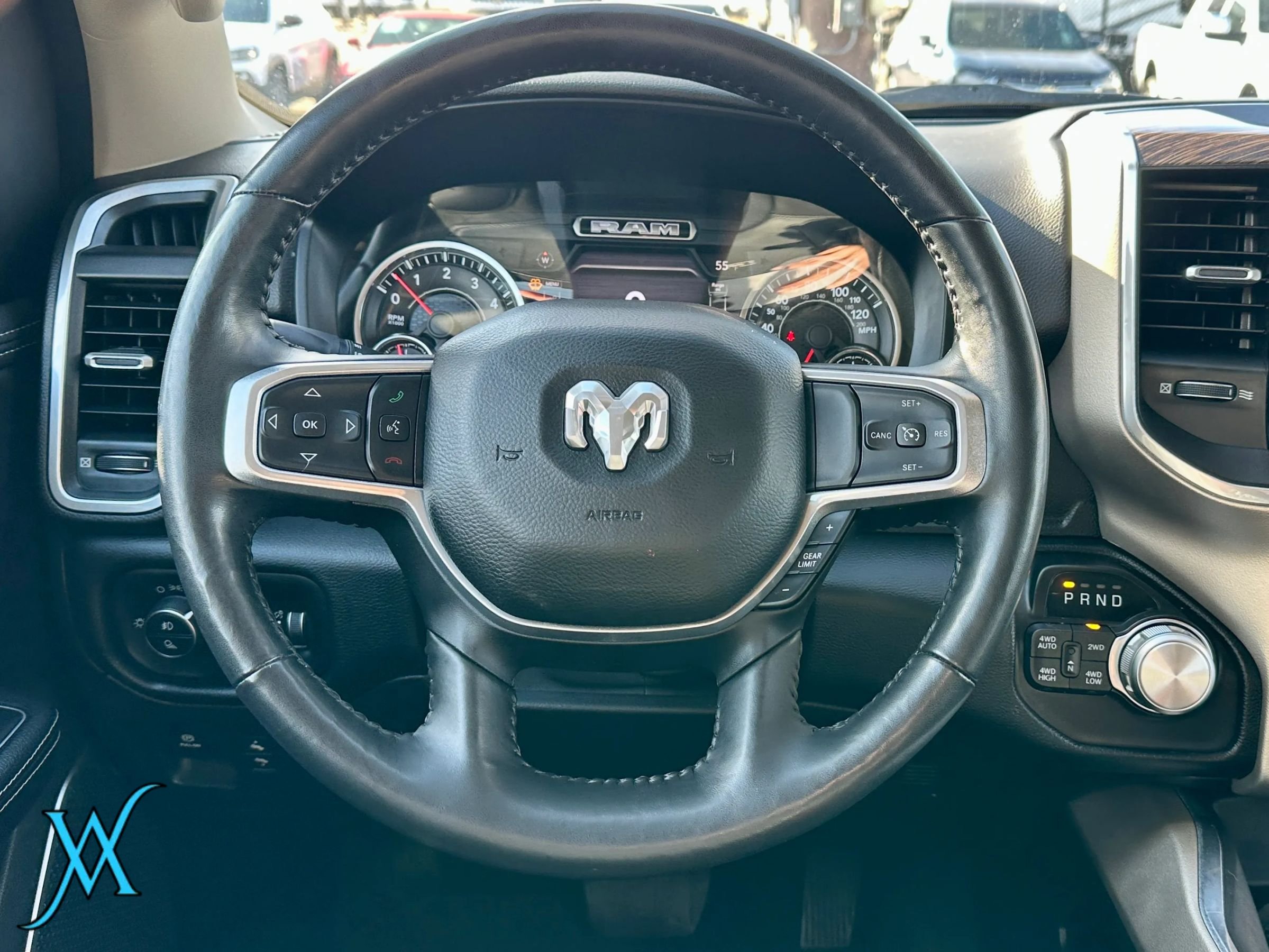 Used 2020 RAM 1500 Laramie AWD/4WD image 31
