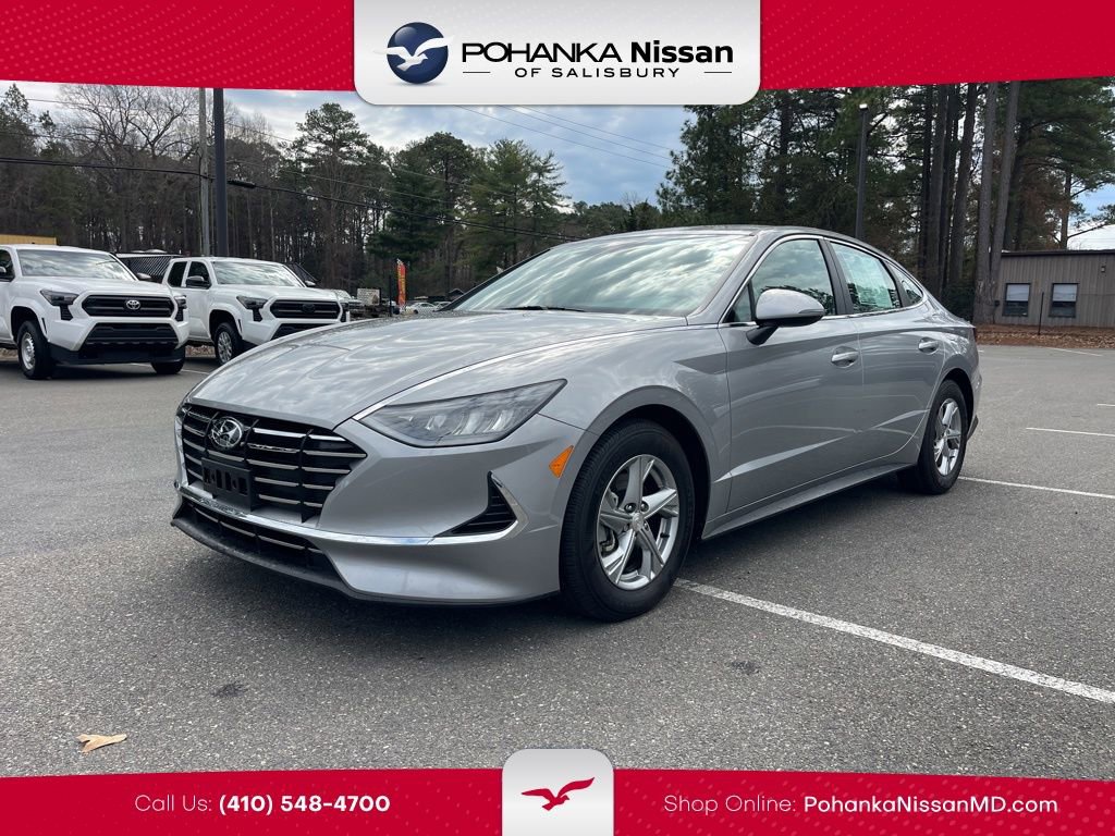 Used 2023 Hyundai Sonata SE w/ Preferred Accessory Package image 1