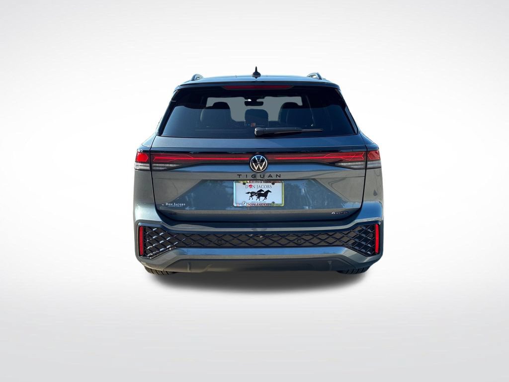 New 2026 Volkswagen Tiguan SE R-Line AWD/4WD image 4