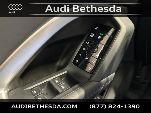 Certified 2025 Audi Q5 Premium AWD/4WD image 15
