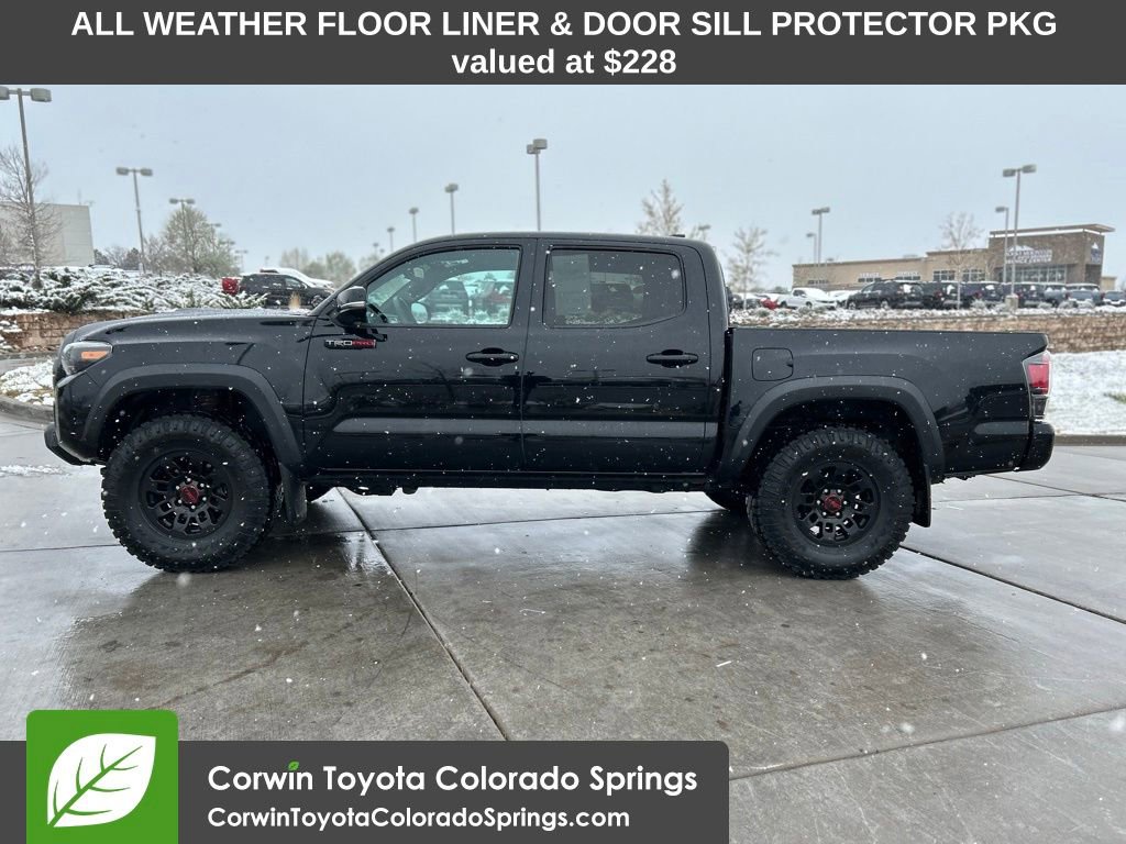 Used 2019 Toyota Tacoma TRD Pro AWD/4WD image 4