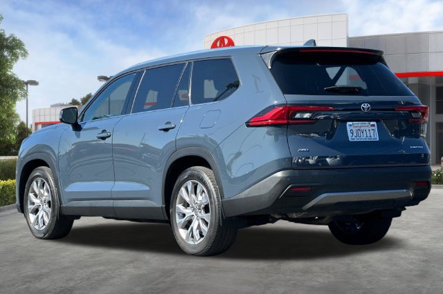 Used 2024 Toyota Grand Highlander AWD image 6