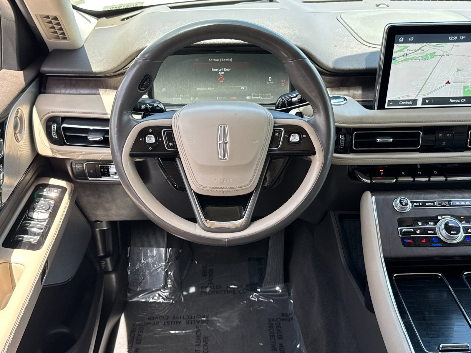 Used 2023 Lincoln Aviator Reserve w/ Equipment Group 201A AWD/4WD image 17