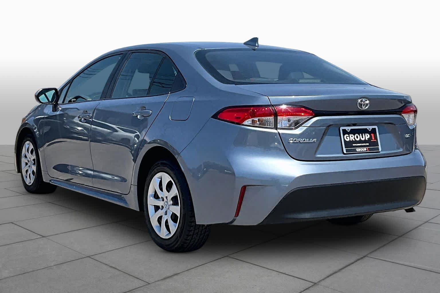Used 2024 Toyota Corolla LE FWD image 12