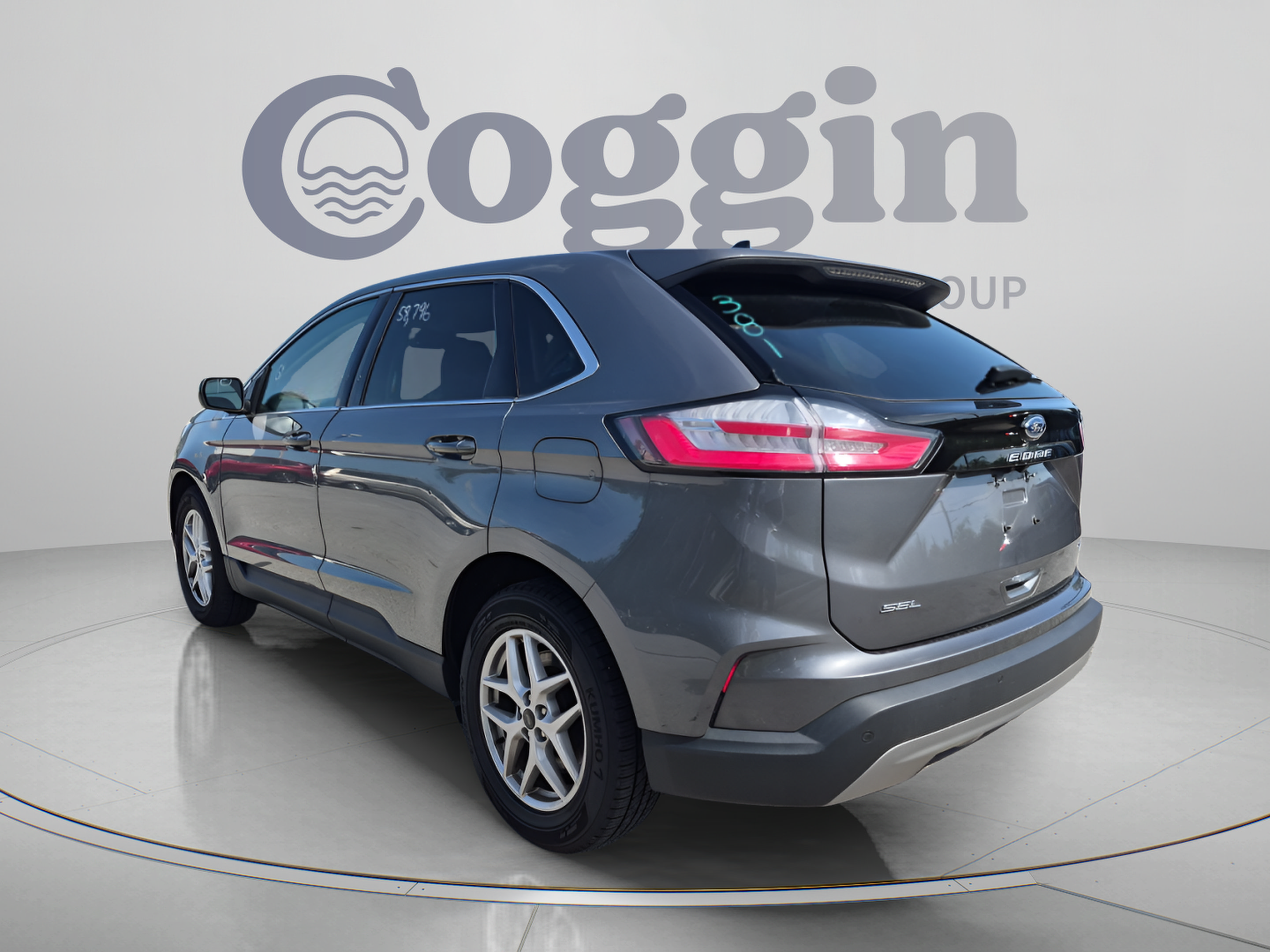 Used 2024 Ford Edge SEL AWD/4WD image 4
