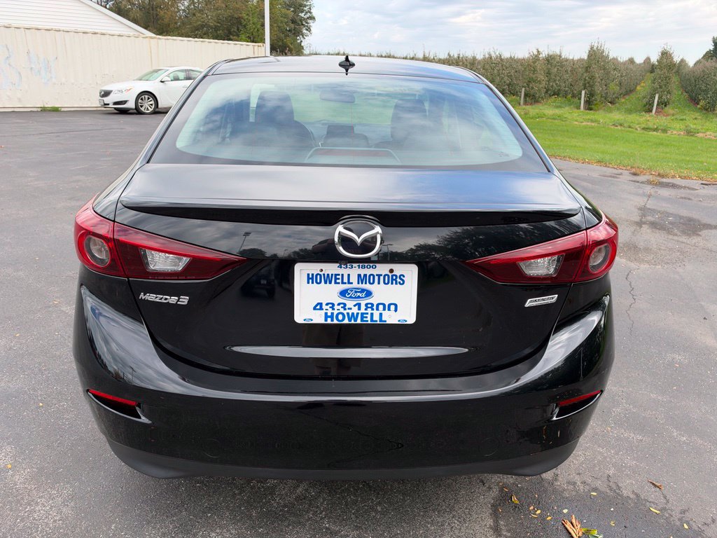 Used 2018 MAZDA MAZDA3 Touring FWD image 7