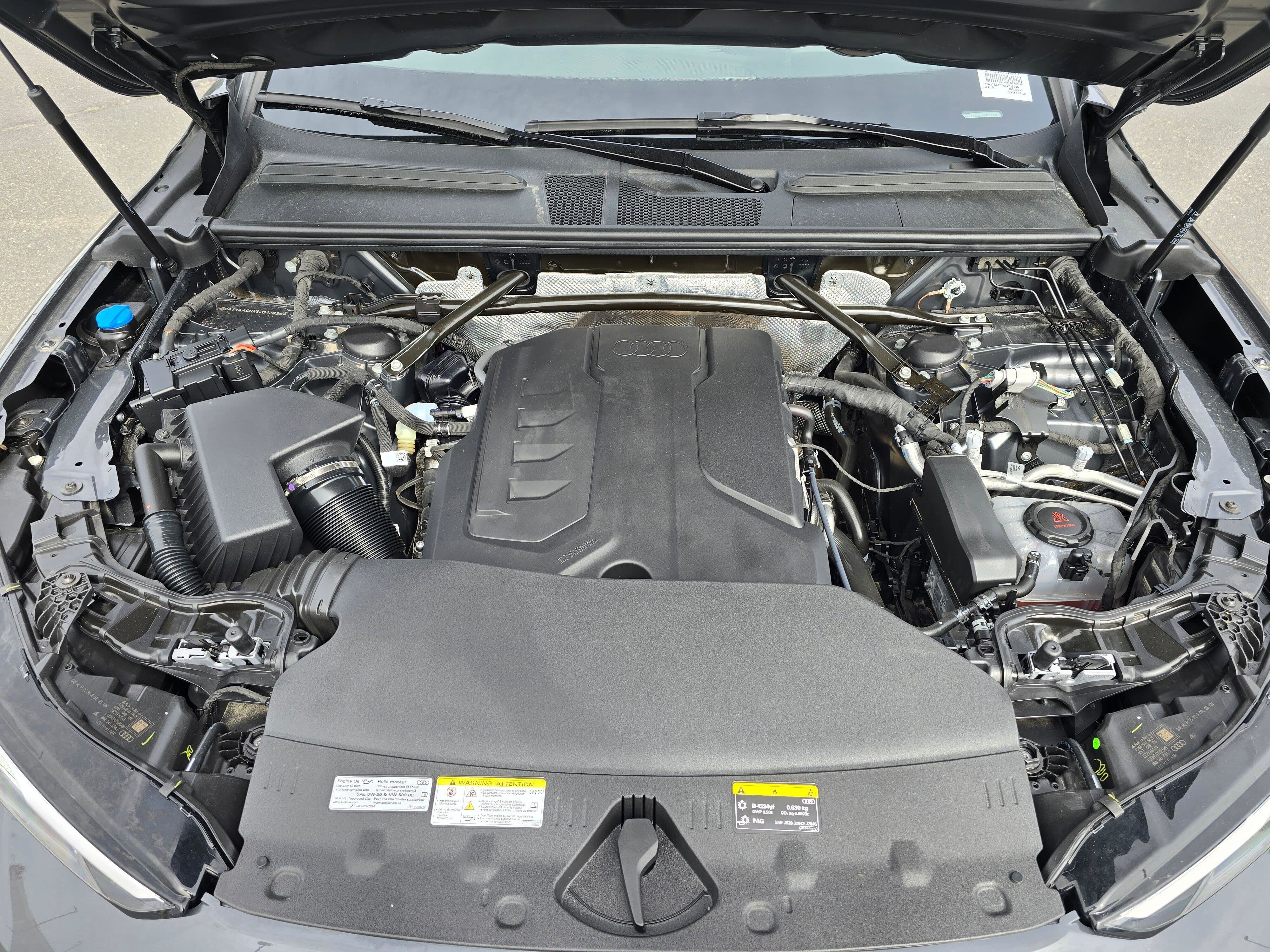 Certified 2025 Audi Q5 Premium w/ Convenience Package image 9