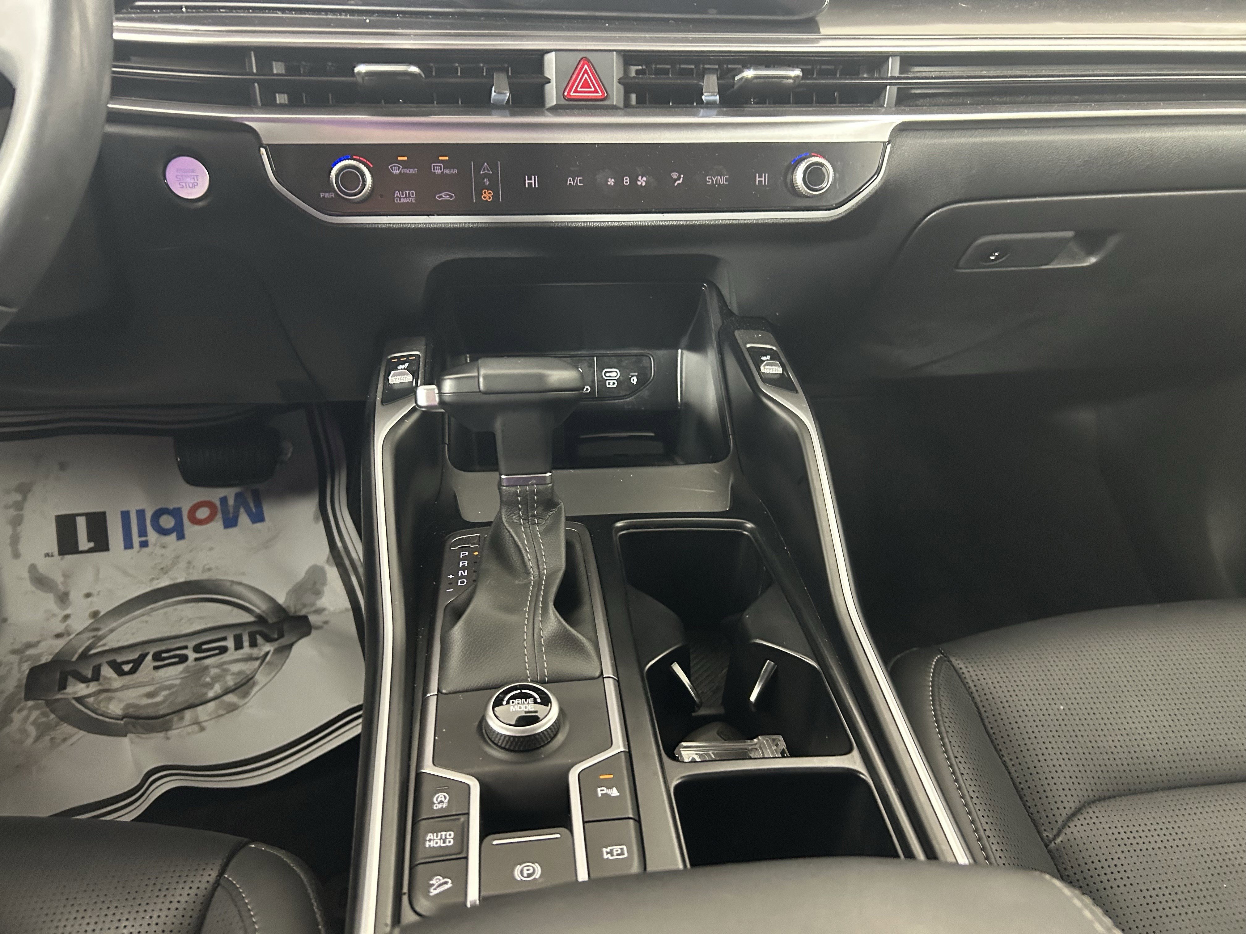 Used 2025 Kia Sorento S image 31