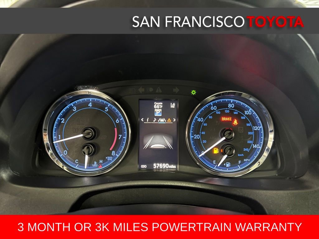 Used 2017 Toyota Corolla SE w/ SE Premium Package FWD image 32