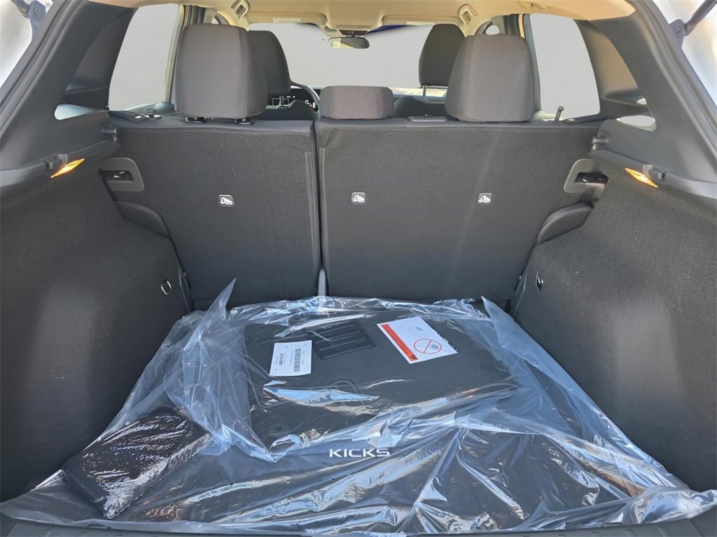 New 2026 Nissan Kicks S image 6