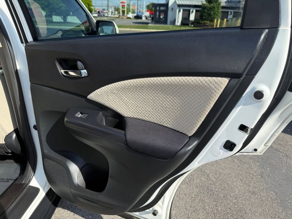 Used 2016 Honda CR-V EX image 27