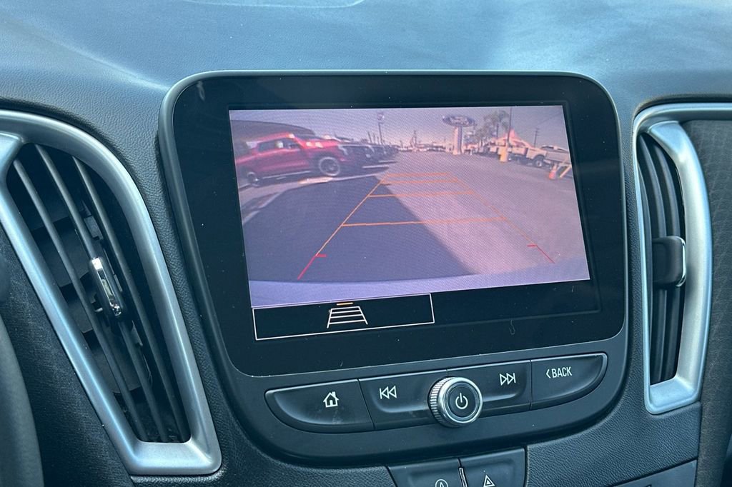 Used 2022 Chevrolet Malibu LT image 22