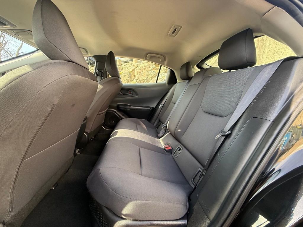 Used 2025 Toyota Prius LE image 21