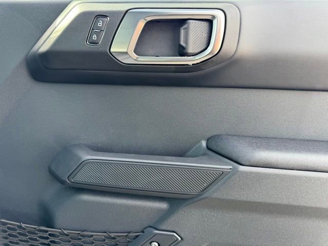 New 2025 Ford Bronco Badlands image 23