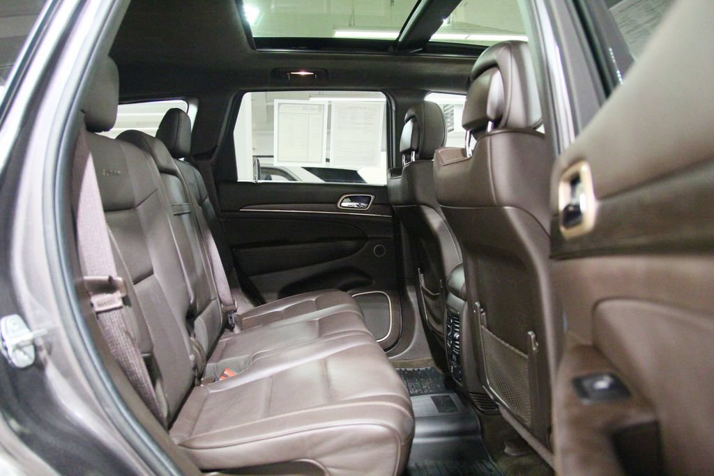 Used 2014 Jeep Grand Cherokee Summit AWD/4WD image 23