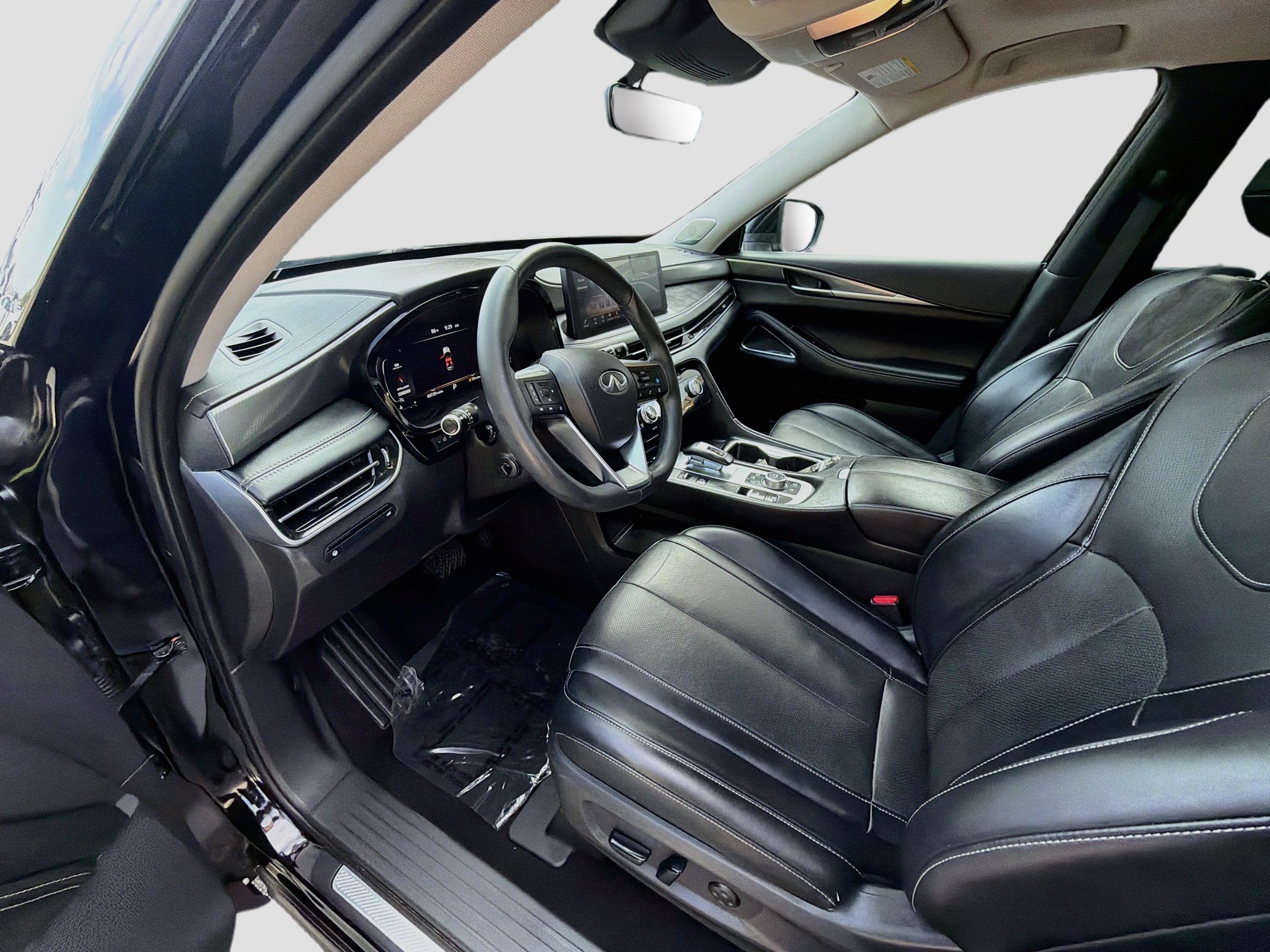 Used 2023 INFINITI QX60 Luxe w/ Performance Audio Package FWD image 9
