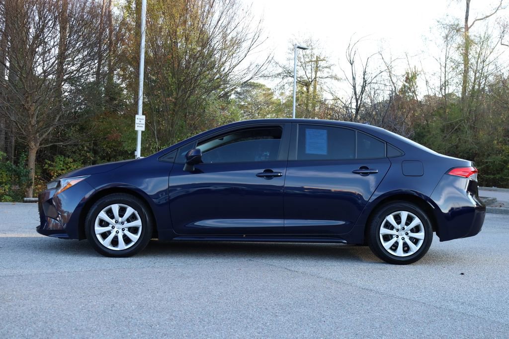 Used 2024 Toyota Corolla LE image 4