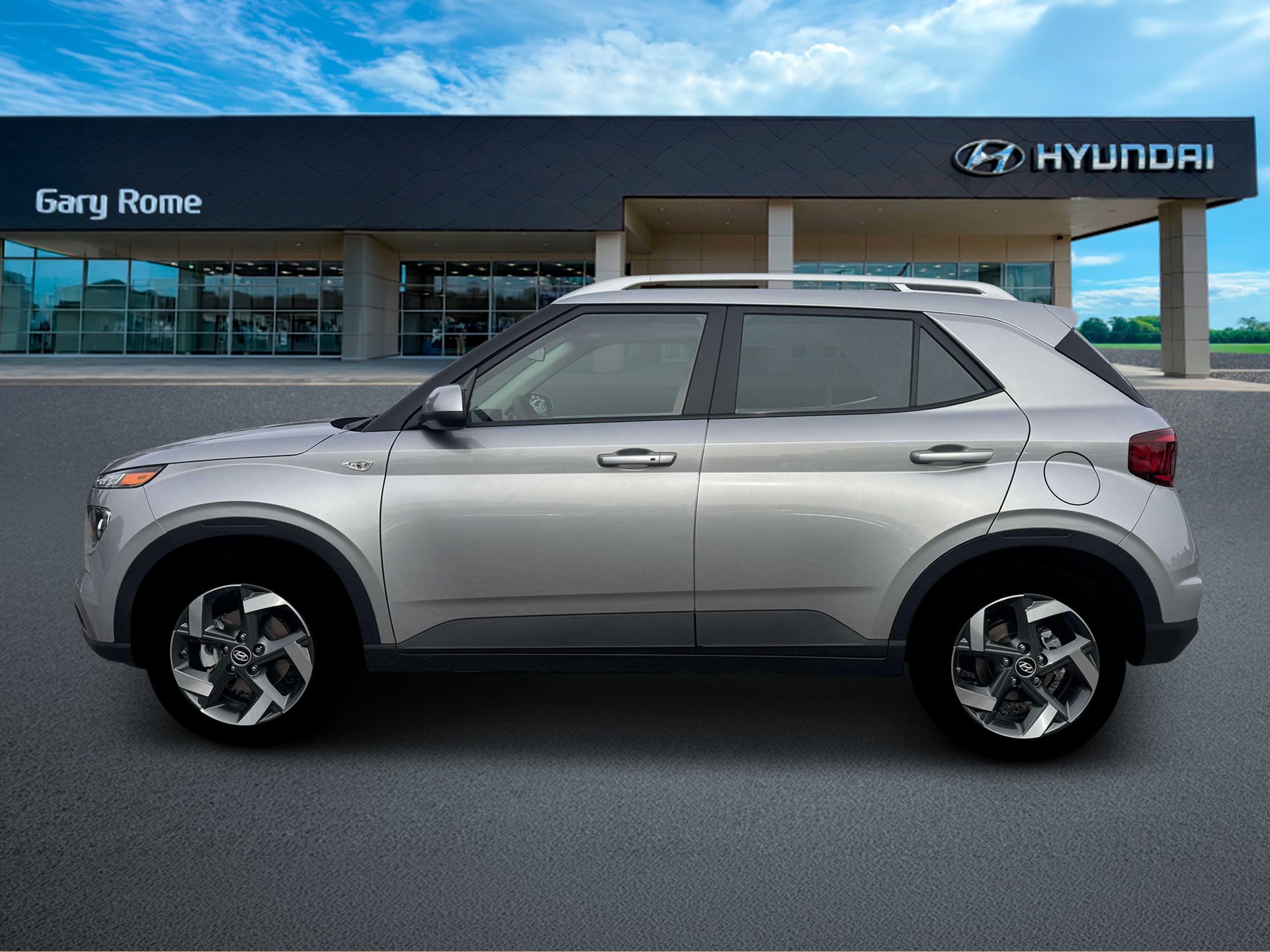 New 2026 Hyundai Venue SEL FWD image 3