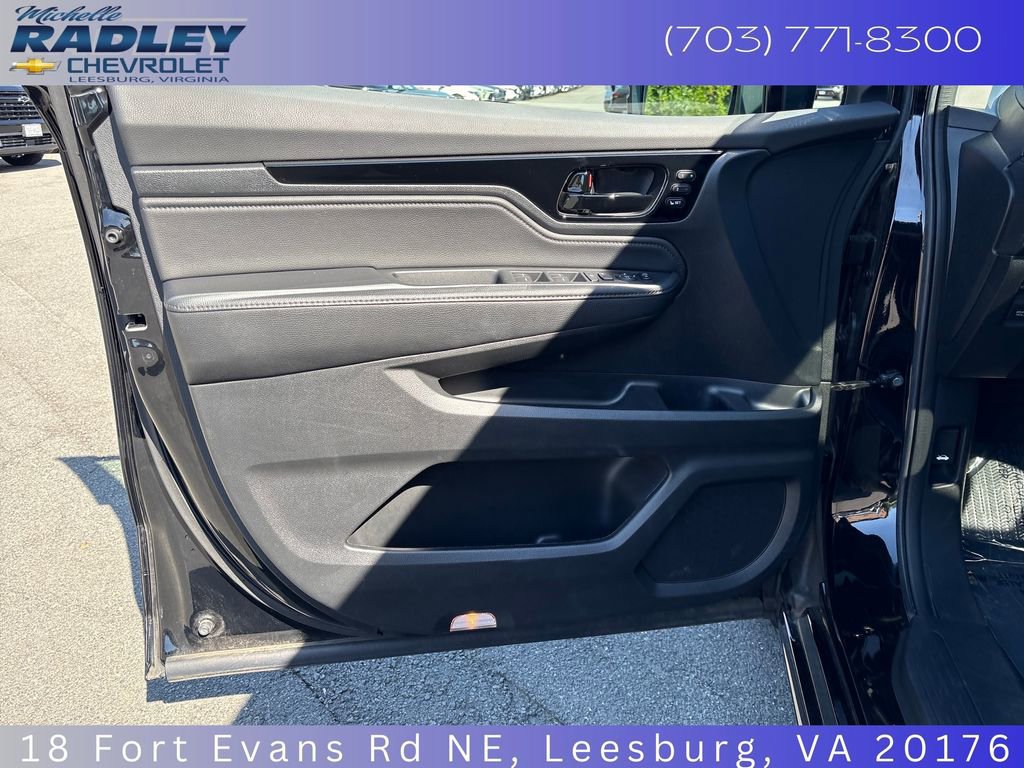 Used 2023 Honda Odyssey Touring image 12