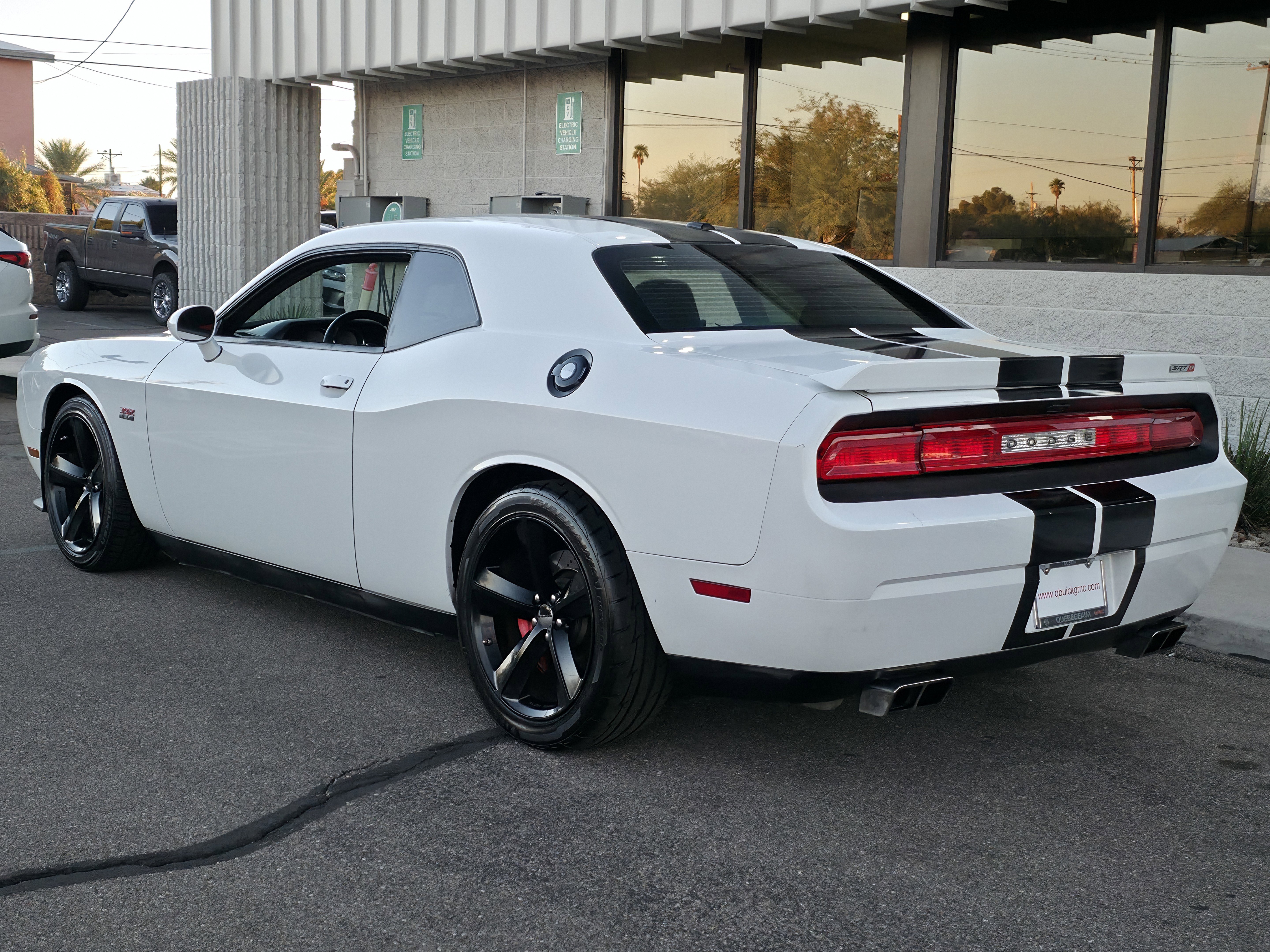 Used 2012 Dodge Challenger SRT8 w/ Premium Sound Group image 6