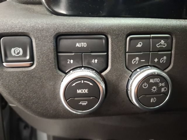 Used 2026 GMC Sierra 1500 SLT AWD/4WD image 21