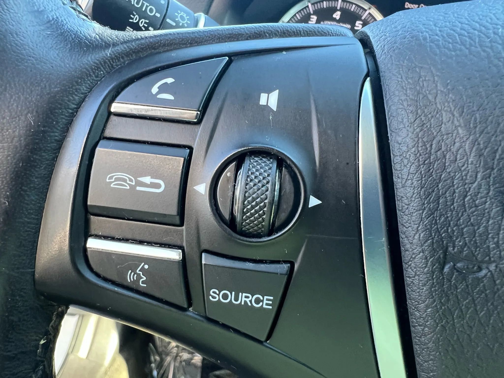 Used 2016 Acura TLX V6 SH-AWD w/ Technology Pkg image 48