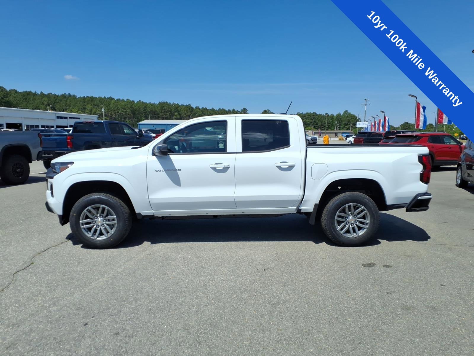 New 2026 Chevrolet Colorado LT w/ Advanced Trailering Package RWD image 2