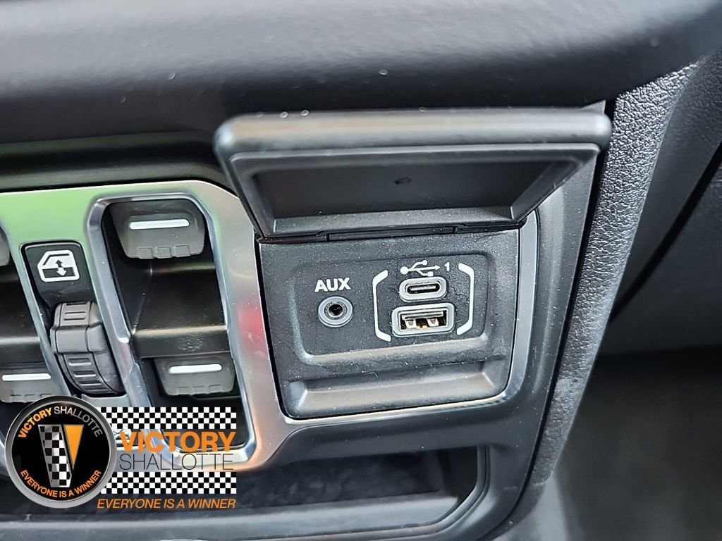 Used 2025 Jeep Wrangler Sahara 4xe w/ Safety Group image 7