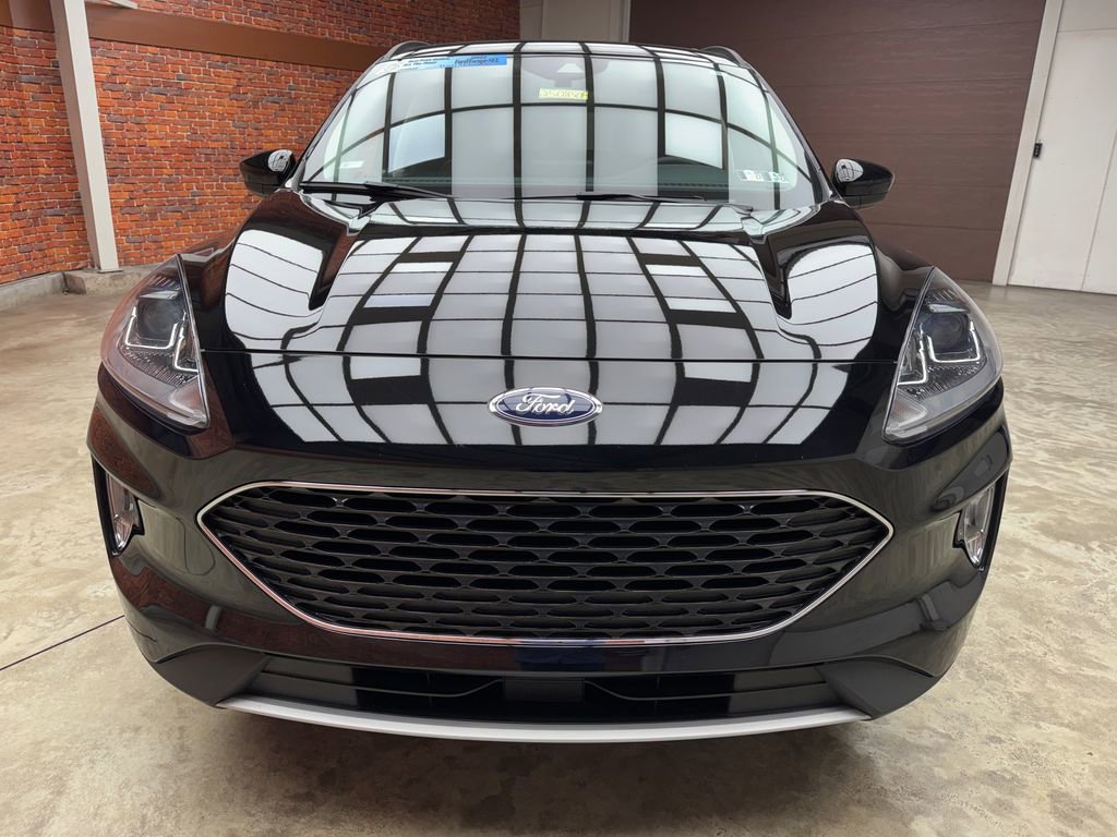 Certified 2022 Ford Escape SEL image 9