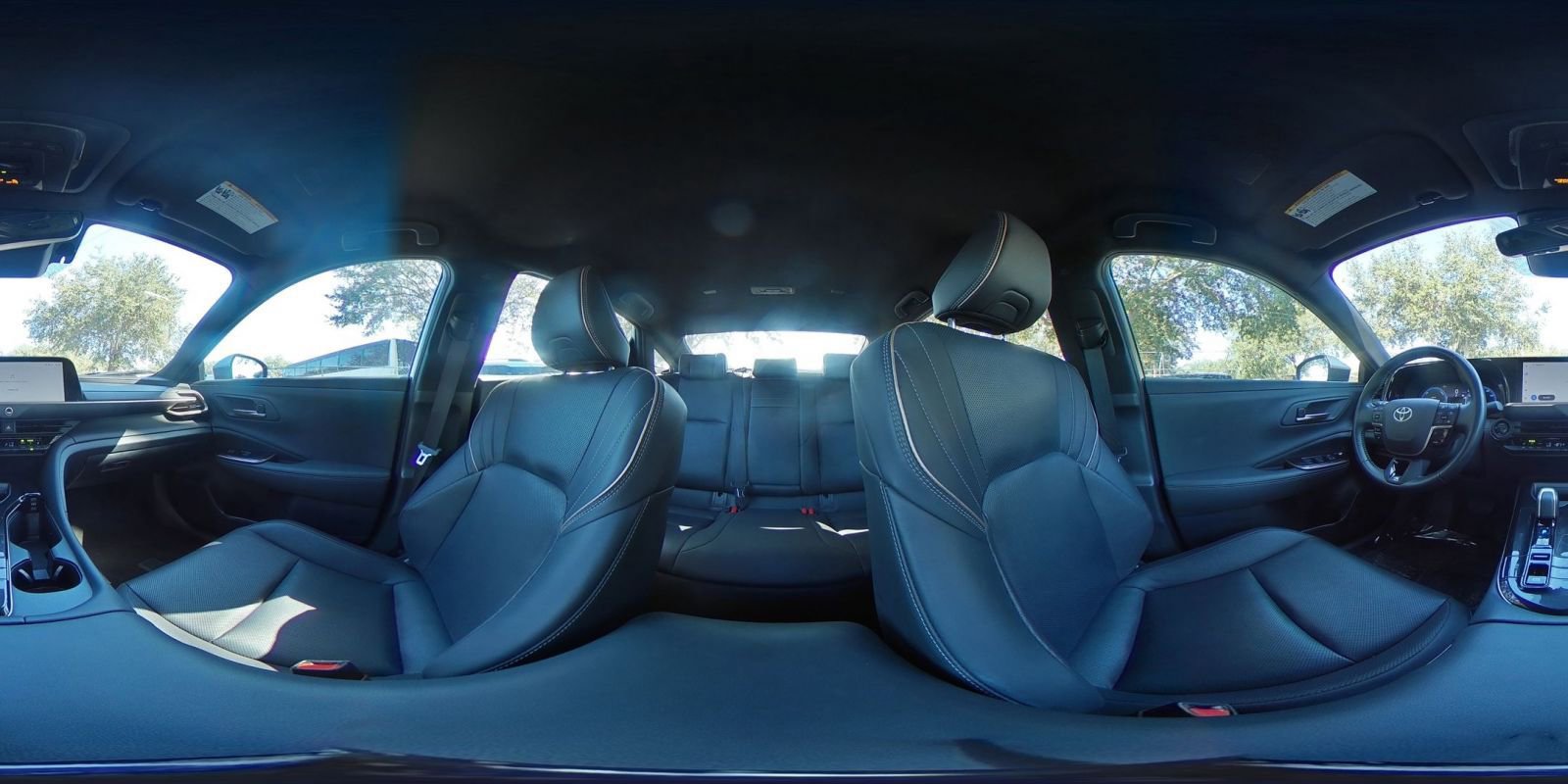 Used 2025 Toyota Crown XLE image 38