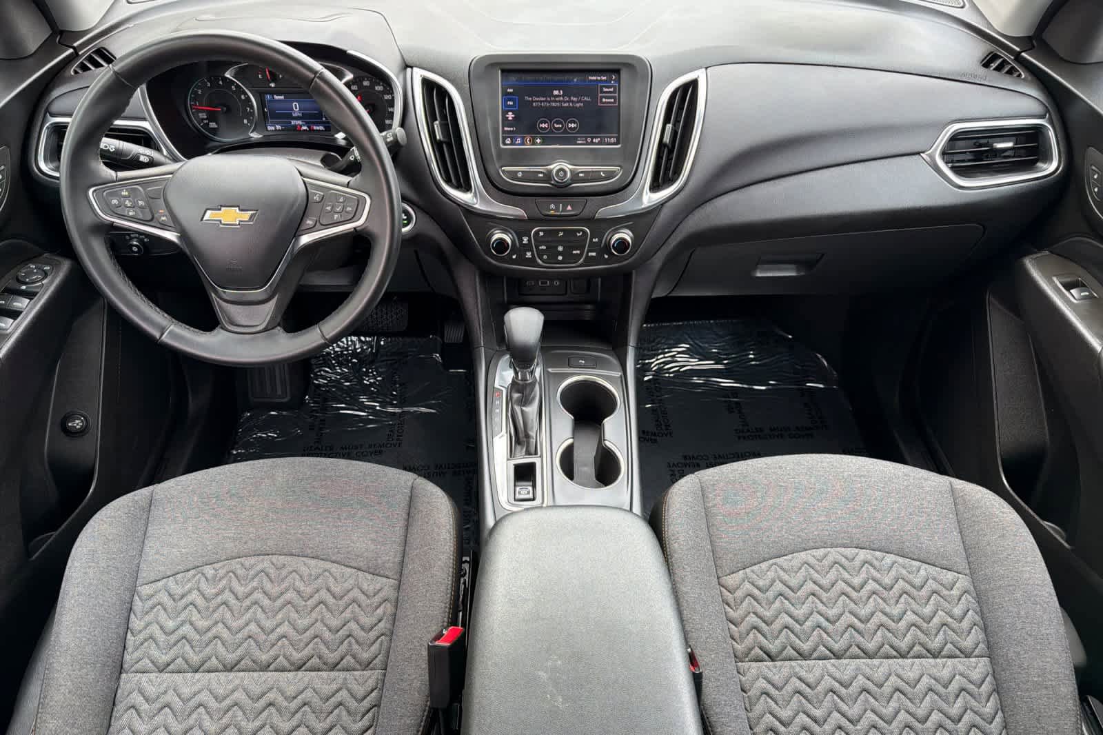 Used 2024 Chevrolet Equinox LT AWD/4WD image 3