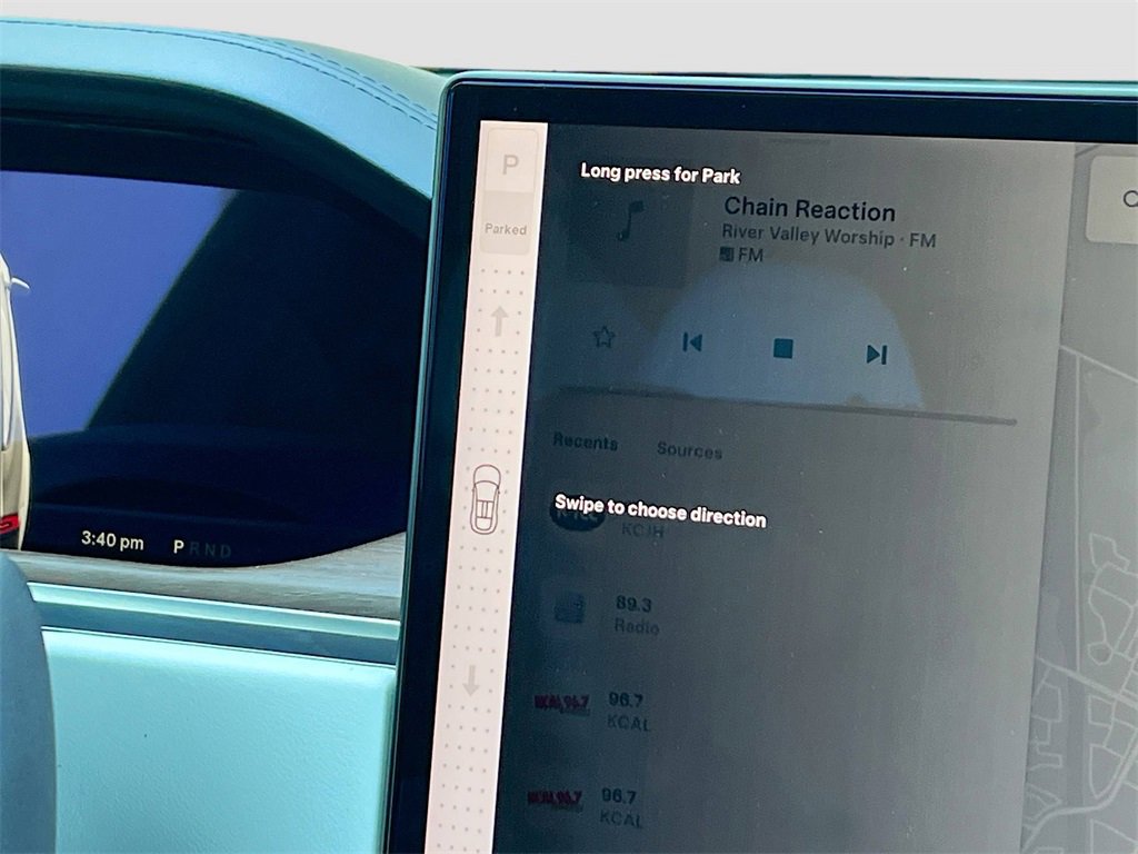Used 2022 Tesla Model X image 16