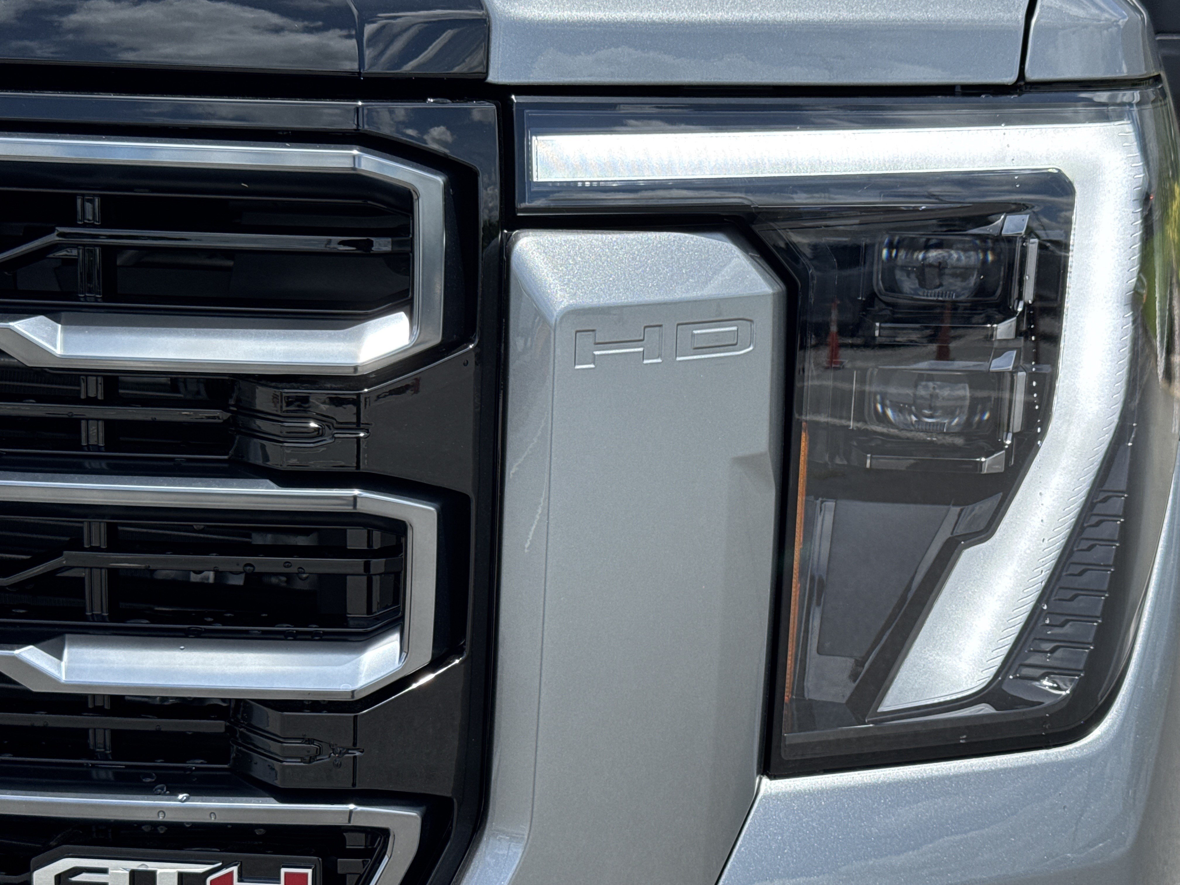 New 2026 GMC Sierra 2500 AT4 w/ AT4 Premium Plus Package AWD/4WD image 6